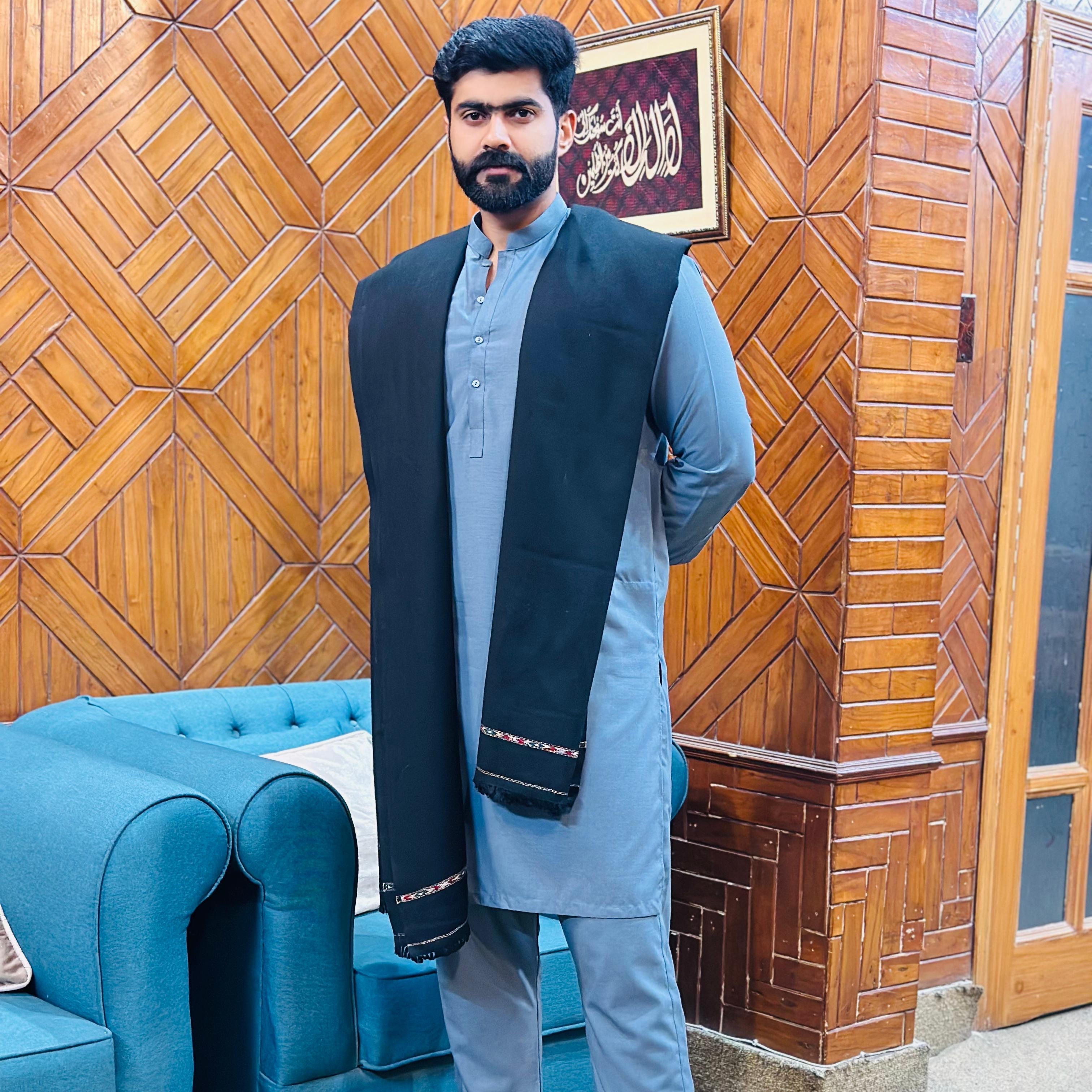 Australian Lambswool Shawl | Black