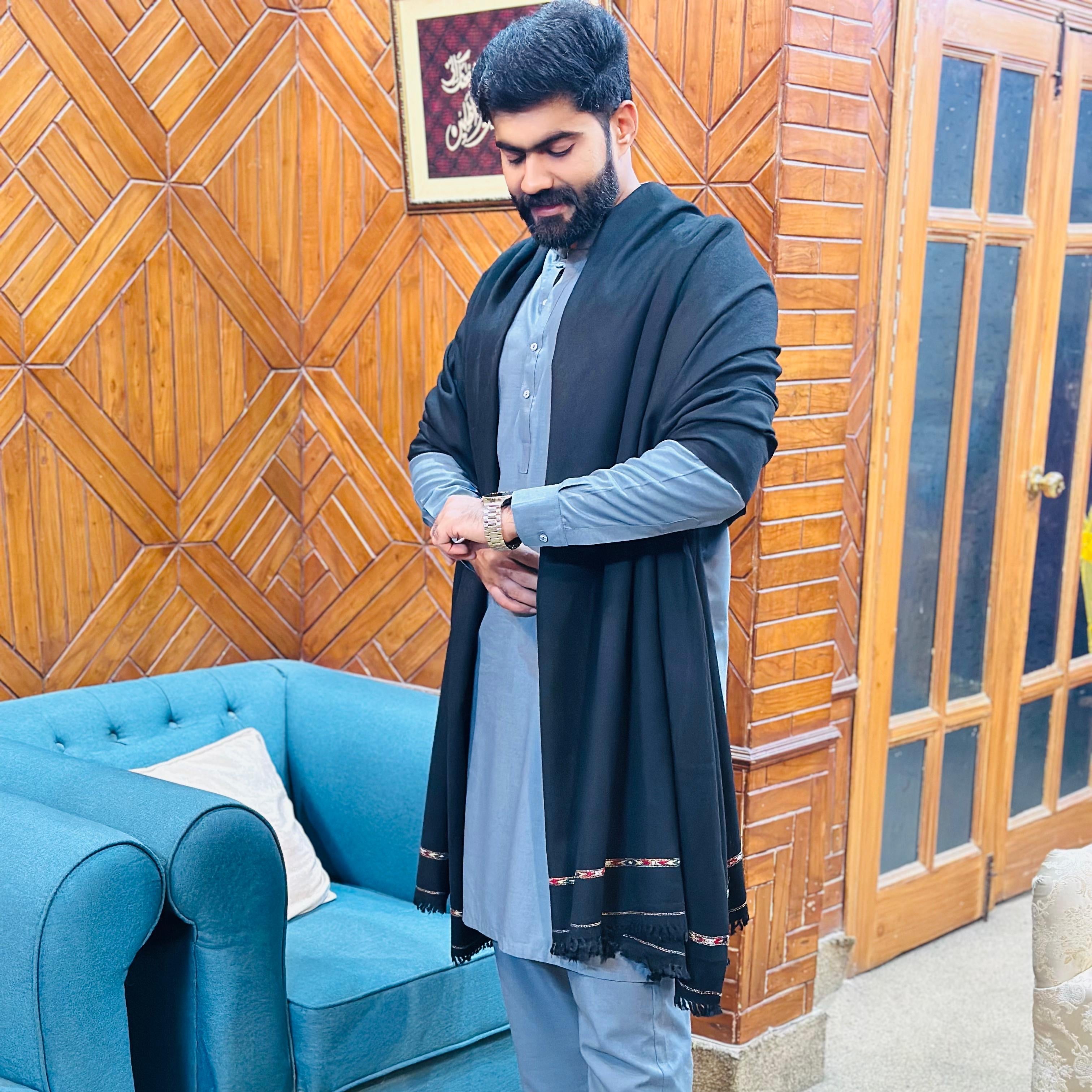 Australian Lambswool Shawl | Black